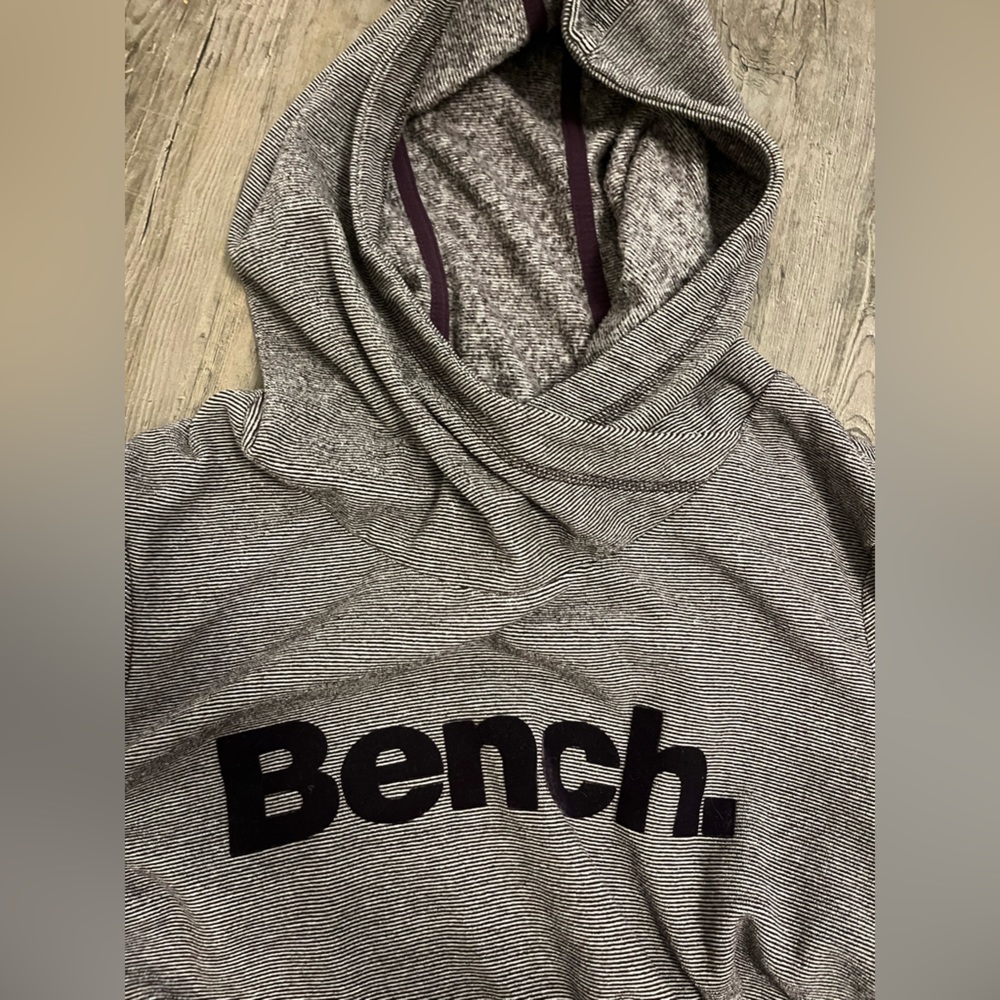 Bench Hoodie - Picture 3 of 4